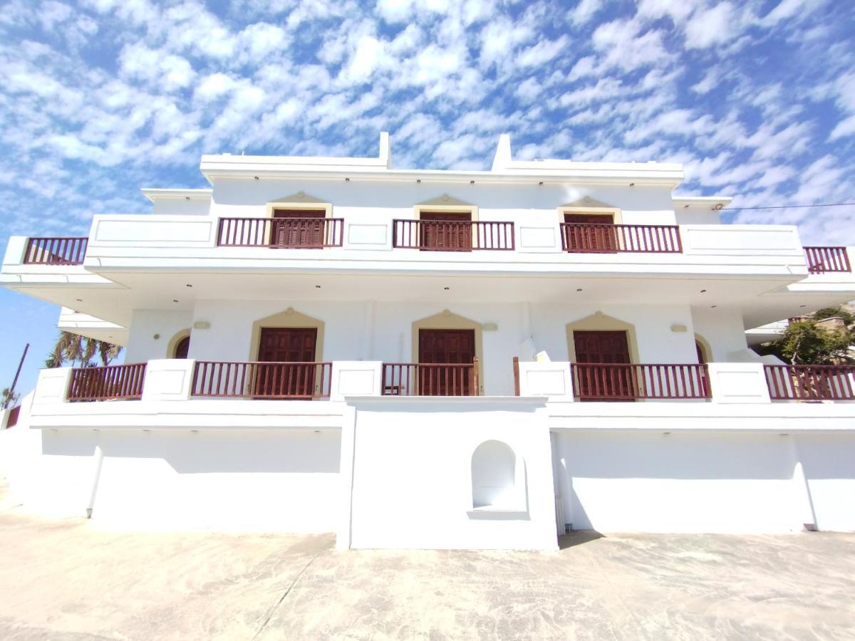Olympos Studios Амоопи Екстериор снимка