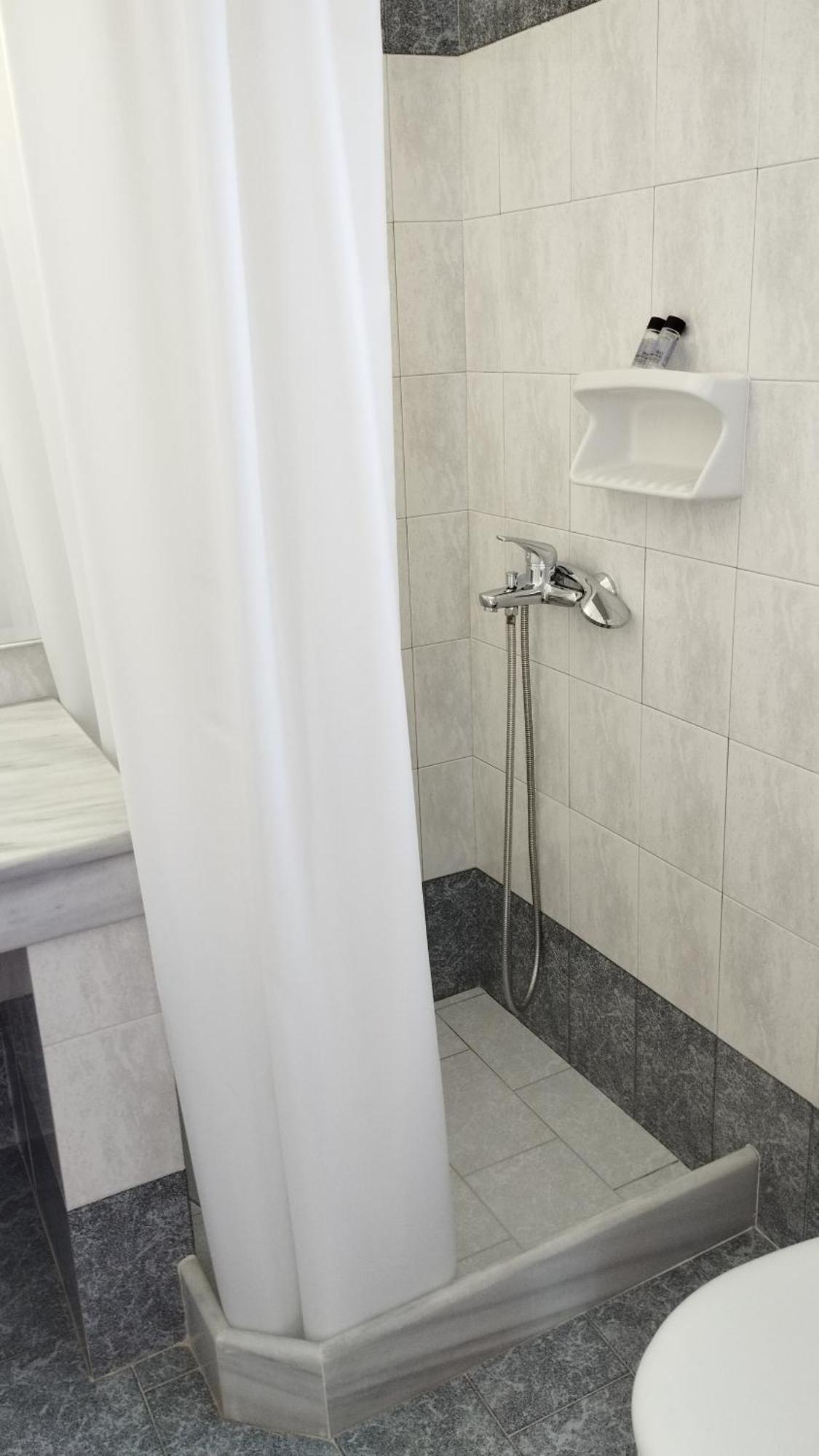 Olympos Studios Амоопи Екстериор снимка